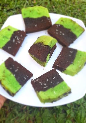 Foto resep Brownis kukus cokelat pandan