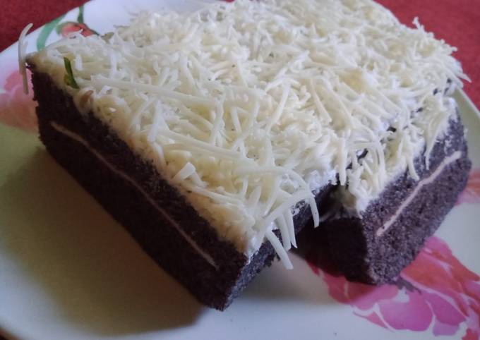 Bolu kukus ketan hitam keju slice