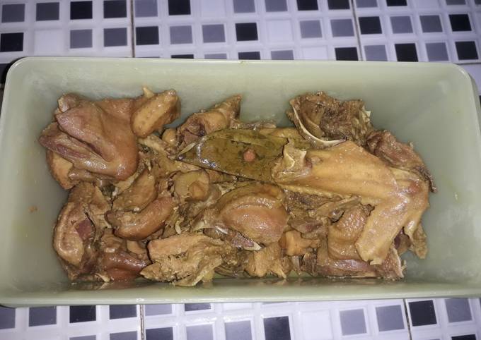 Anti Ribet, Buat Ungkep Ayam Kampung ala Ibu Maya Menu Enak