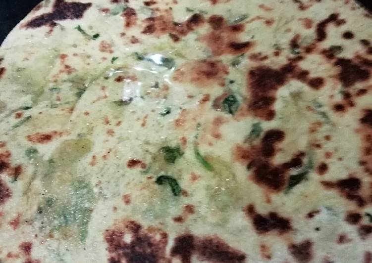 How to Prepare Quick Aloo-methi Bhurji Paratha