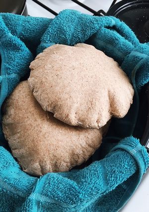 Una foto de Pan Pita Integral.- Ideal para sándwich!