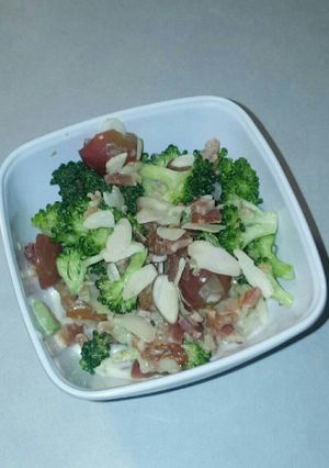 A picture of Loaded Broccoli Salad.
