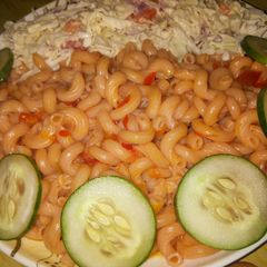 A picture of Macaroni and cabbage salad.