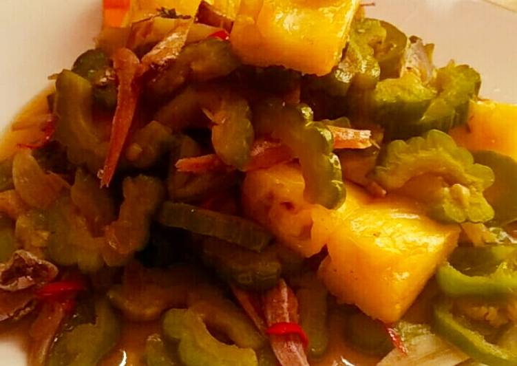 Cara mengolah Tumis PARIGANAS (pare,teri,mangga,Nanas) Anti Gagal