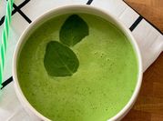 Une photo de smoothie kiwi