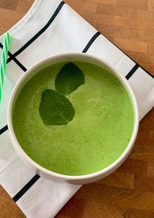Une photo de ☆Smoothie Kiwi Épinards Citron☆