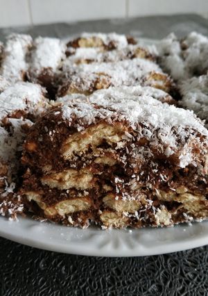 Kókuszos kekszes tekercs ahogy én készítem 🥥🥧 recept fotója