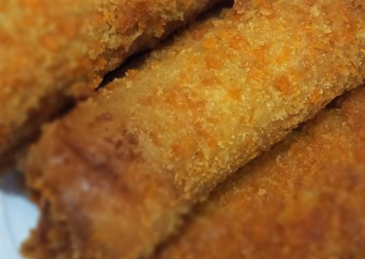 Resep masakan Roti Goreng isi Sosis ala Mbun Shadid | Resep Bumbu Roti Goreng isi Sosis ala Mbun Shadid Yang Enak Banget