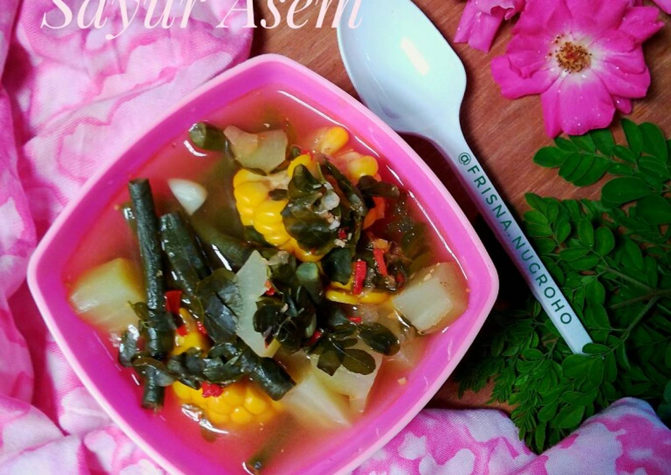 Sup sayur dengan asam jawa