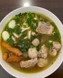 Bánh canh thập cẩm