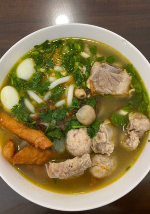 Hình của món Bánh canh thập cẩm.