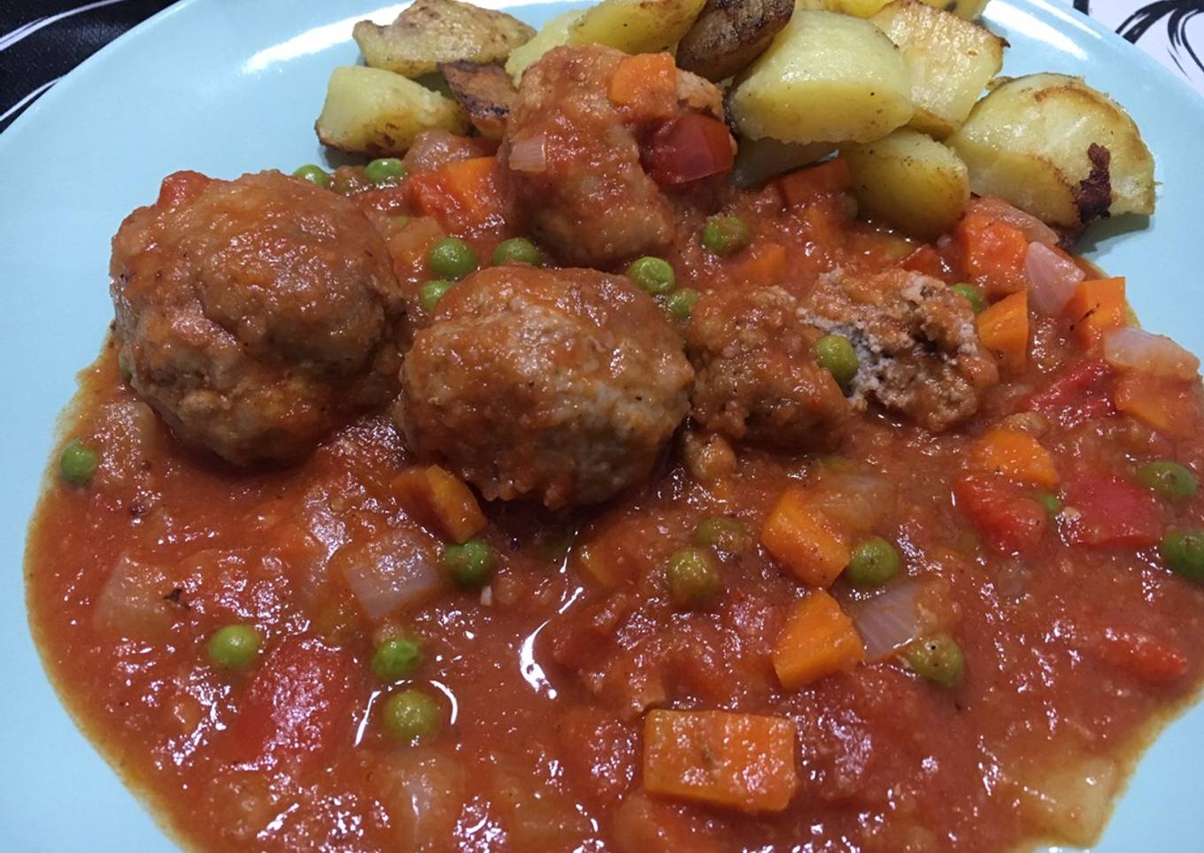 Albóndigas en salsa (receta de mi suegra)