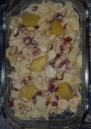 A picture of Creamy fruit salad.