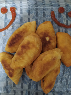 عکسی از دستور پیراشکی مرغ