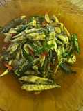 Tumis ikan salem