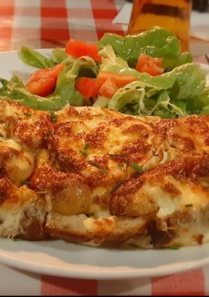 Una foto de Tartine Quatre Fromage