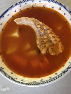 Una foto de Caldo de pescado