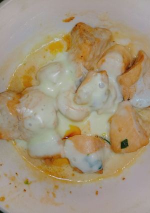 Hình của món Gà xúc xích sốt phô mai.