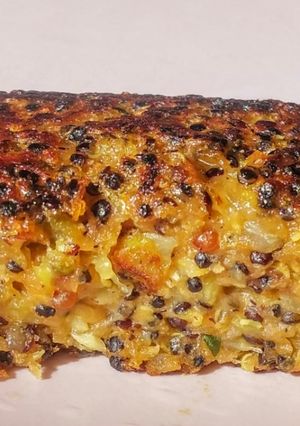 Une photo de Petits palets de quinoa noir aux légumes. (vegan)