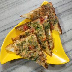 A picture of Sooji Toast.