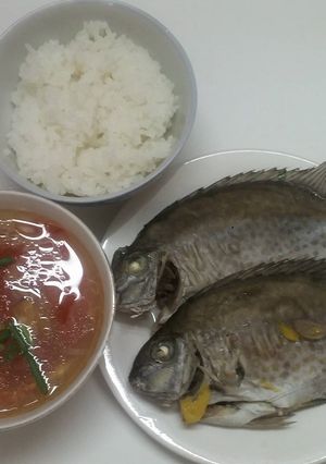 Hình của món Cá dìa nấu canh thơm cà.
