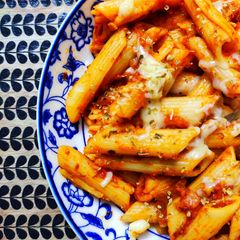 A picture of T's Bomb Red Pasta.
