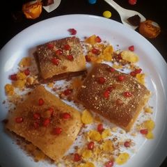Cornflakes biscuit pastry cake A picture of Cornflakes biscuit pastry cake.