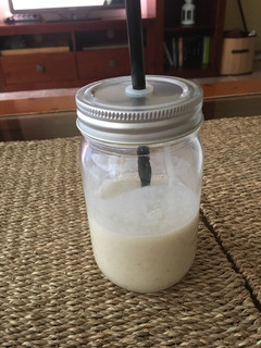 Una foto de Batido de plátano muy sencillo y rápido