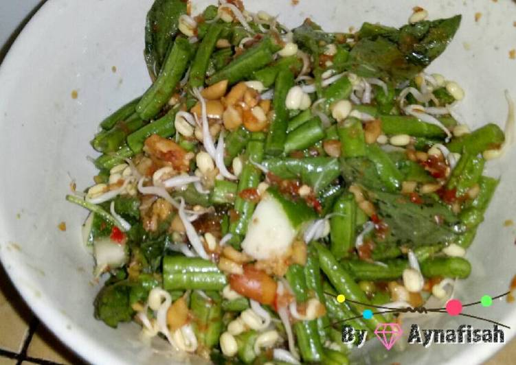 Lalapan Kacang Panjang Kecambah Kemangi Enak banget ala Resto