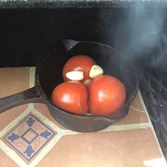 A picture of California Farm Roasted Fresh Tomato Pizza Sauce.