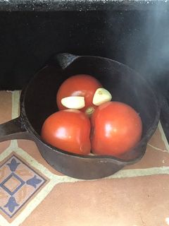 A picture of California Farm Roasted Fresh Tomato Pizza Sauce.