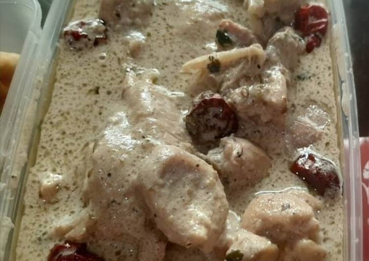 Step-by-Step Guide to Prepare Quick White chicken qorma