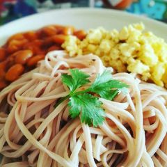 A picture of Mee with egg and beans -Simple breakfast.