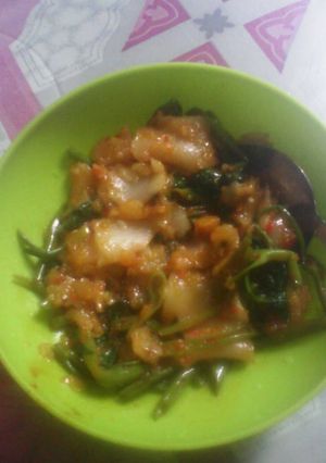 Foto resep Seblak kangkung pedes poll