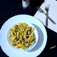 A picture of Basil Pesto Chicken Pasta.