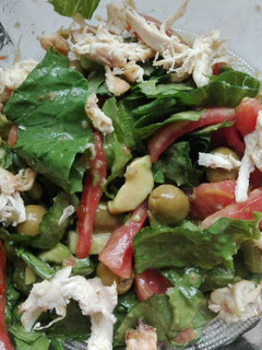 Una foto de Ensalada saludable de lechuga!
