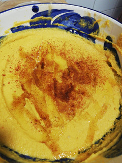 Una foto de Hummus de zanahoria y curry