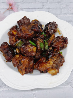 五香滷排骨~一鍋到底 美味上桌 的食譜成品照片