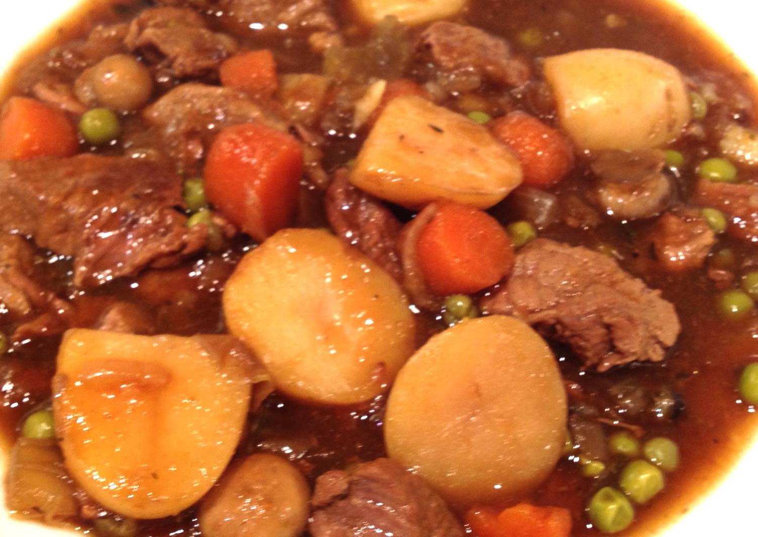 Slow Cook Beef Casserole Recipe by Anny Plummer Cookpad India
