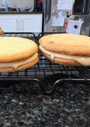 Una foto de Alfajores fulbito maní caseros🥜🍪