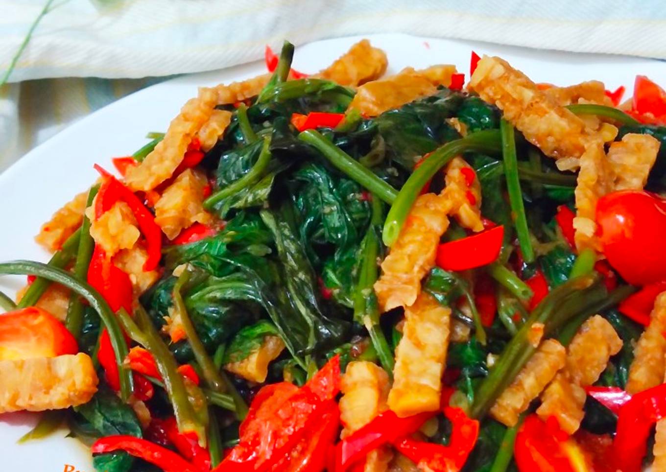 Cah Kangkung Tempe