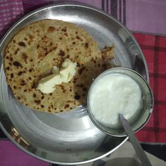 A picture of Aloo paratha.