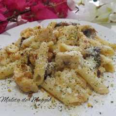 Una foto de Macarrones en salsa cremosa