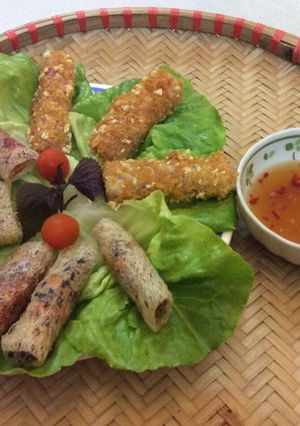 Hình của món Nem cá hồi củ, quả tặng sinh nhật bạn ngày 18/10..