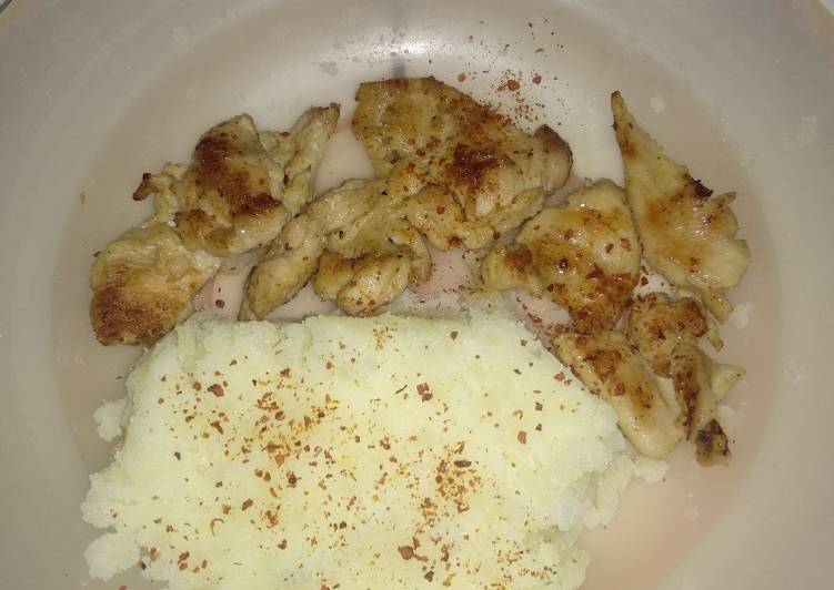 Cara Mudah Membuat Mashed potato with chicken grill (ala-ala) Enak dan Antiribet