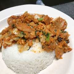 A picture of Nasi Gila.