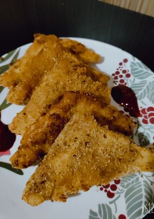 A picture of Chicken bread parcels.