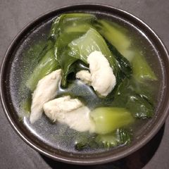 A picture of Bokchoy Soup.
