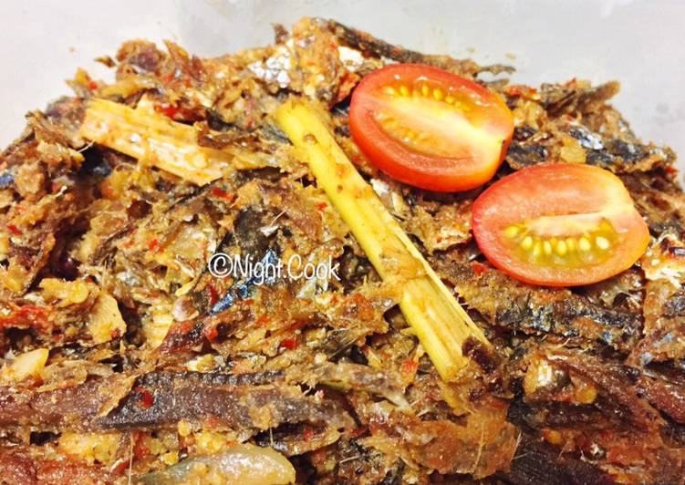 Resep Ikan Roa Asap Bumbu Pelalah Lezat