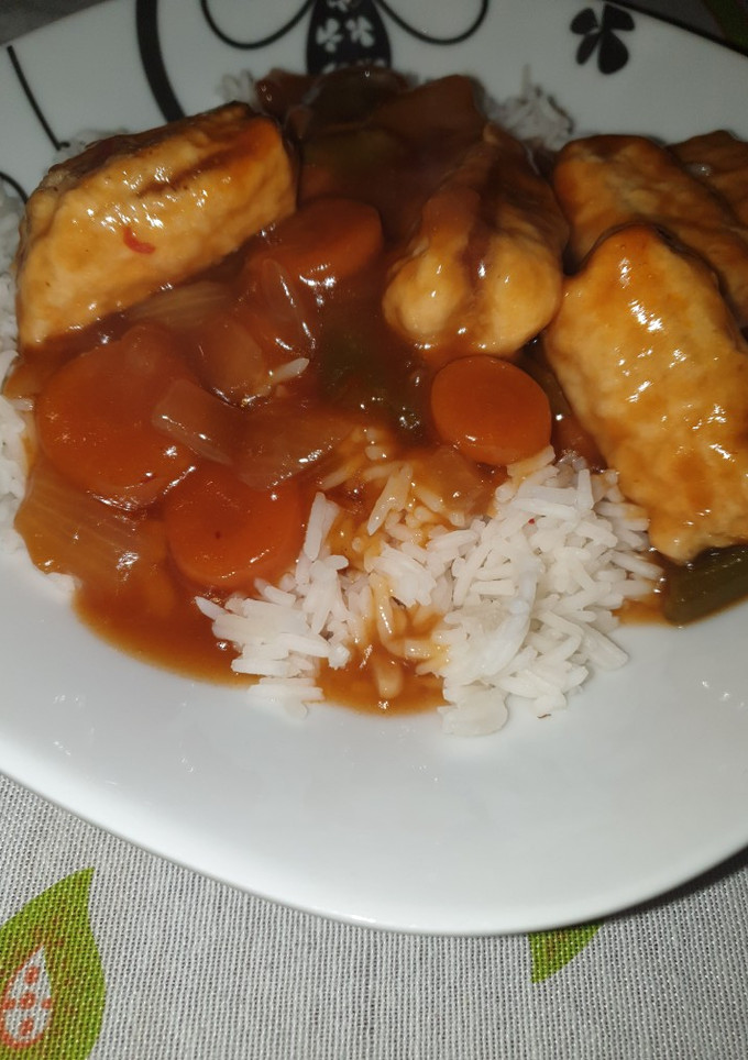 Una foto de Seitán agridulce con arroz basmati